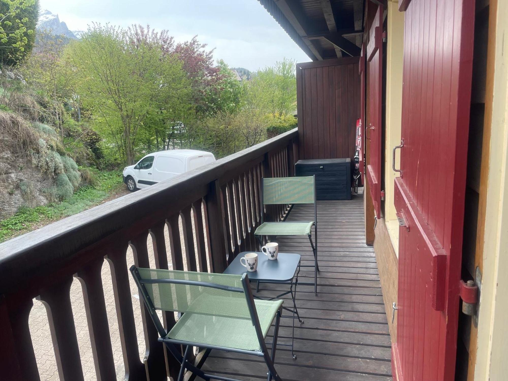 Residence La Ruche-Appartement Isoard 雷加霍斯达哈施 外观 照片